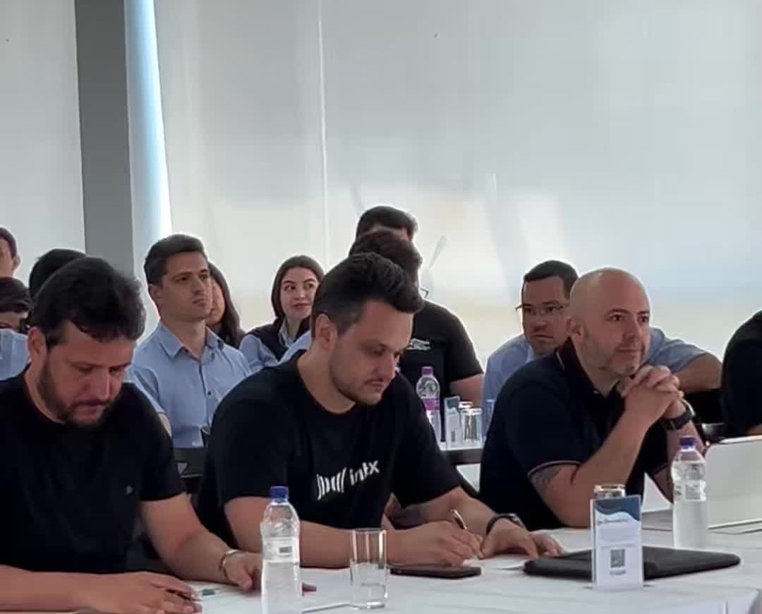 Analistas da Castrolanda na jornada de análise de dados