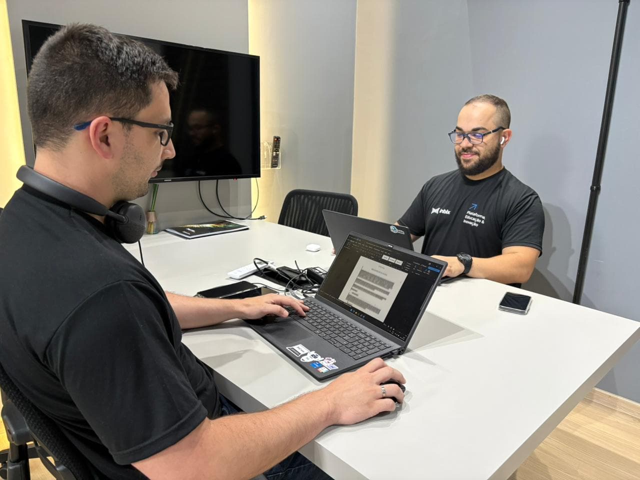 Como criar quizzes corporativos dinâmicos sem experiência em ti