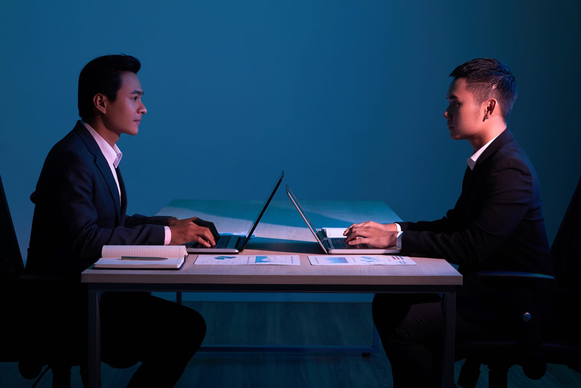 Quiet cracking vs. quiet quitting: Diferenças e impactos na empresa